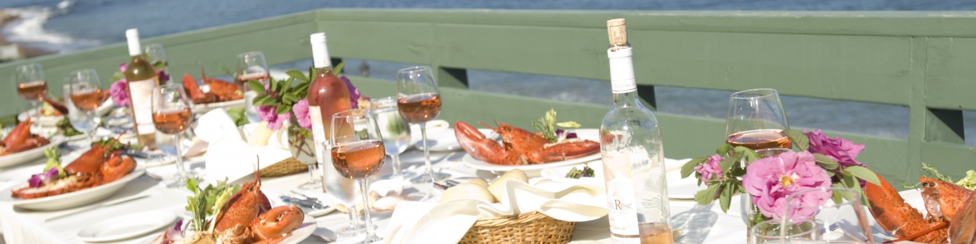 Lobster meal, terrace, by the sea, Percé Rock